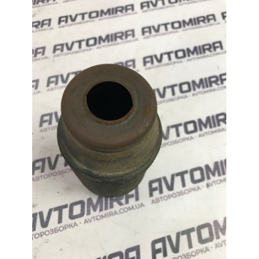 Пильник амортизатора переднього Hyundai i30 2007-2012 546252F000